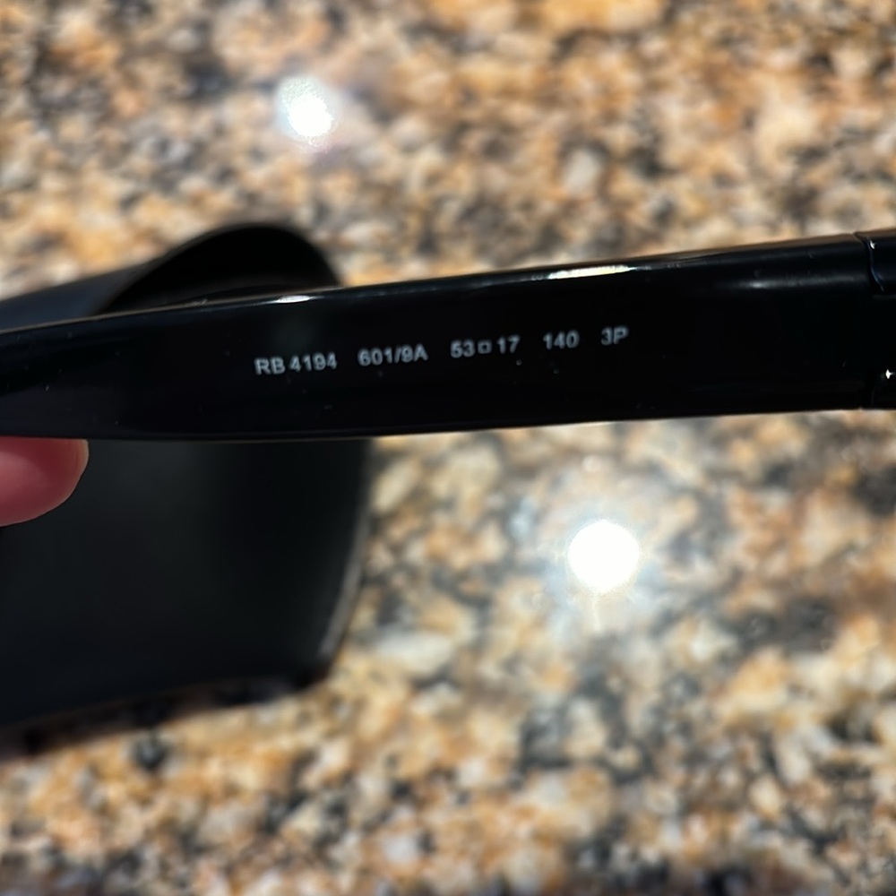 Ray-Ban Polarized - Picture 7 of 7